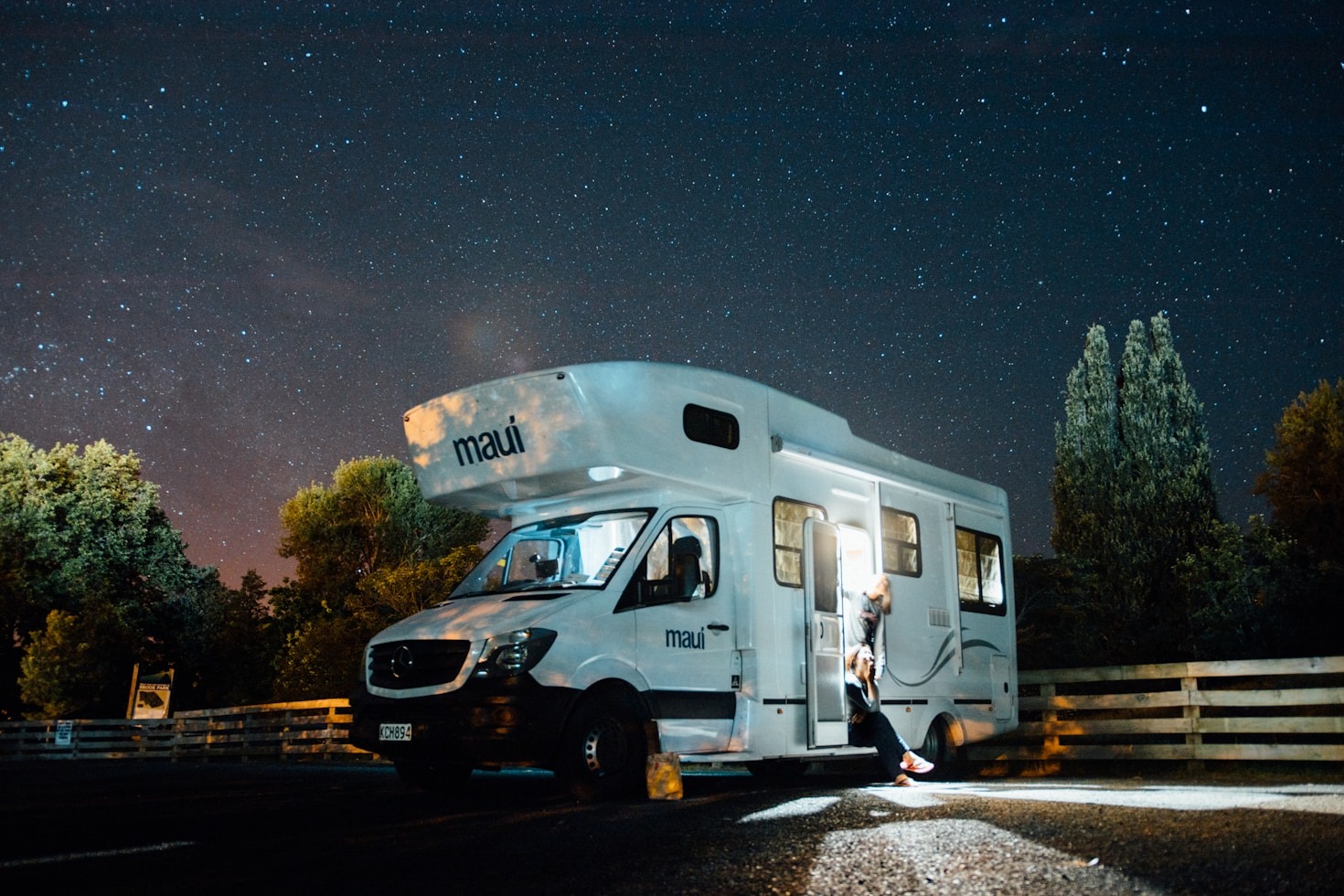 Top Motorhome Hacks for Full-Time Travelers